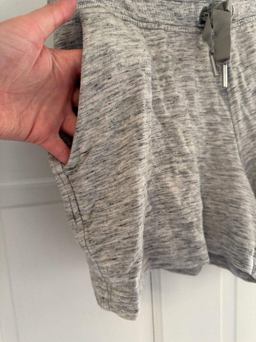 Athleta Light Gray Marled Athletic Shorts - Picture 3 of 4